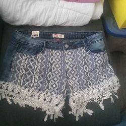 ASHLEY LOWRISE L.E.I SHORTS