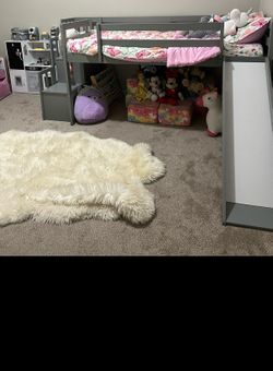Toddler bed