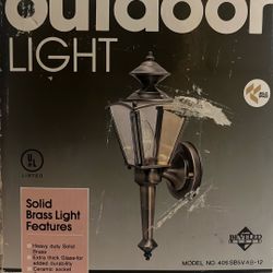 SOLID BRASS OUTDOOR LIGHT