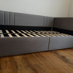 Like New Grey daybed with Storage Drawers
