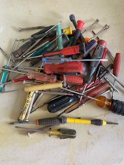 Small  screwdrivers