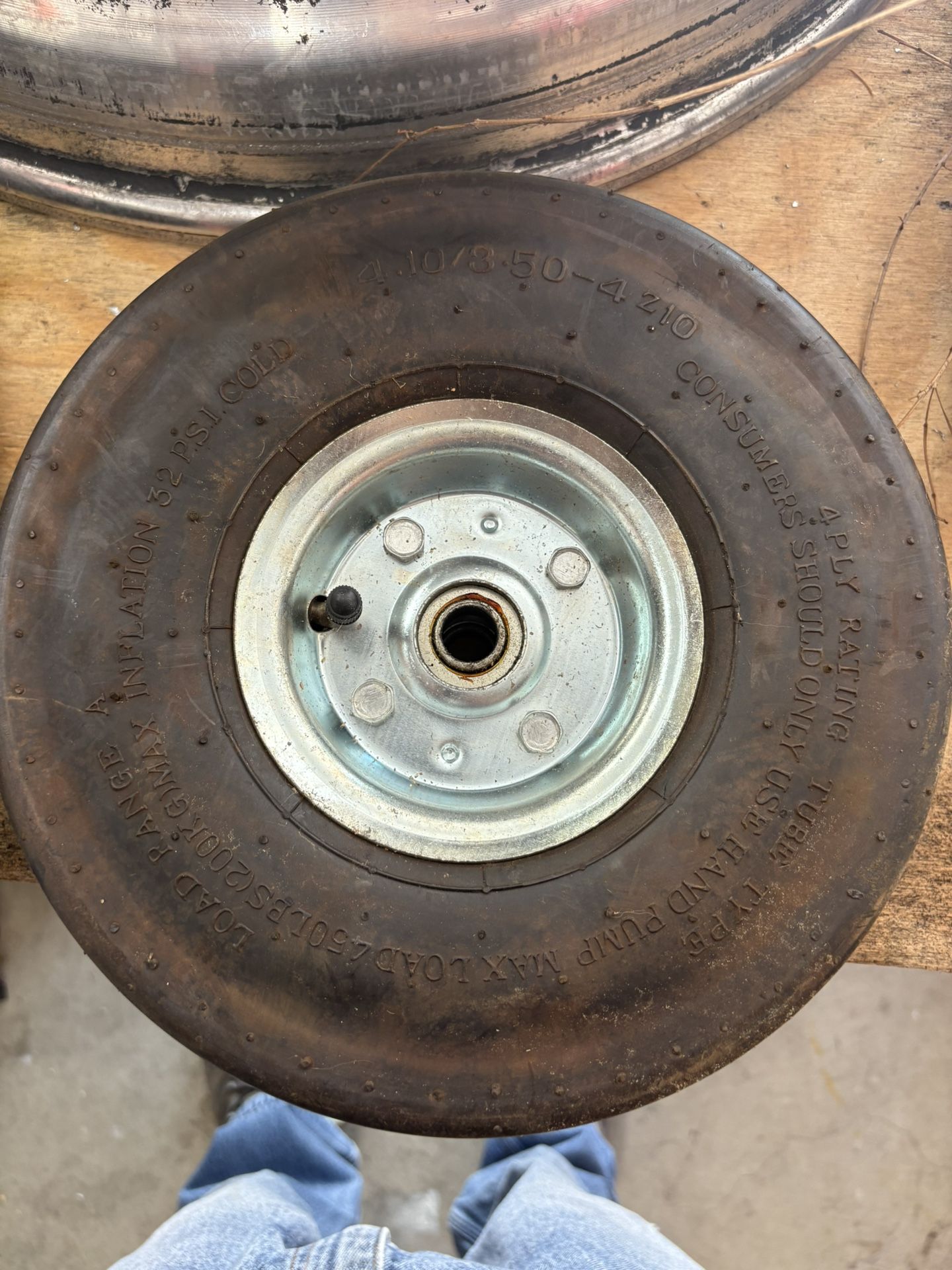 Wheels And Tires For Dolly