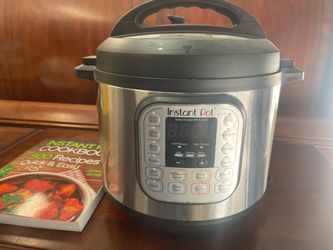 Instant Pot IP-DUO Electric Pressure Cooker