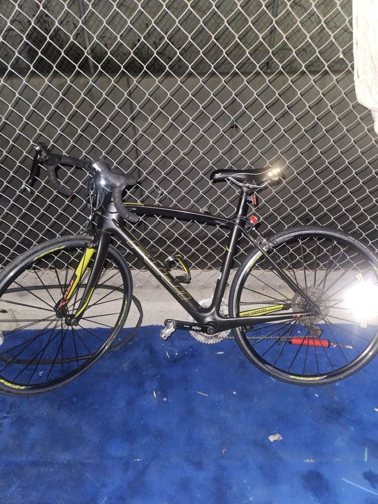 brand new fuji granfondo-0ne 3 carbon fiber