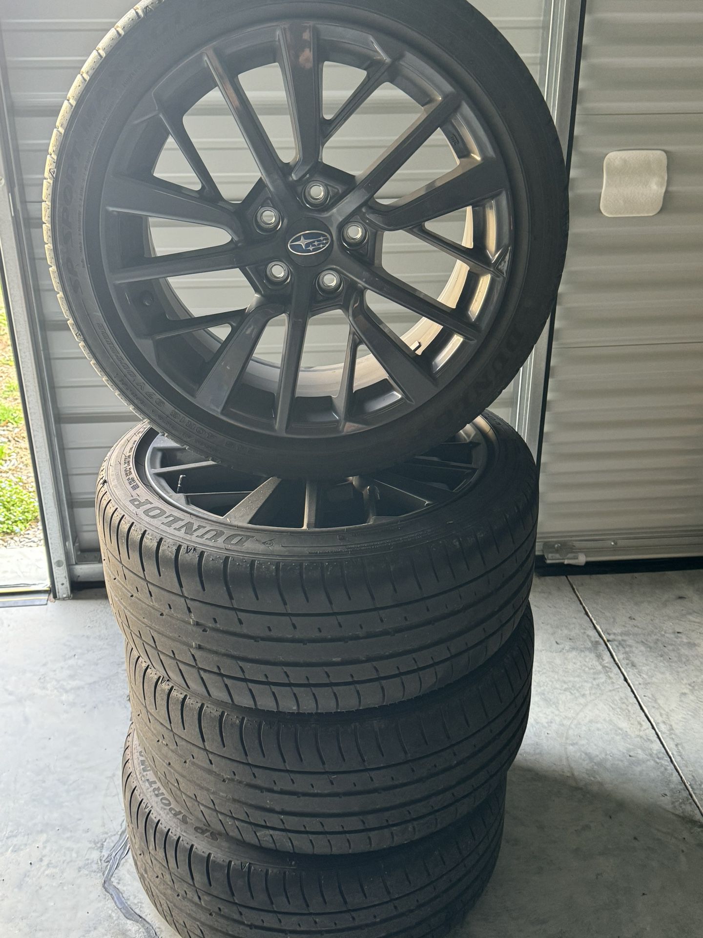 245/40R18 Tires And Rim 