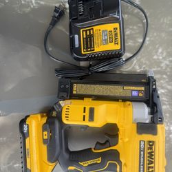 DEWALT Pin Nailer 