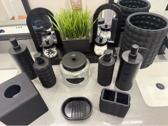 Bathroom set