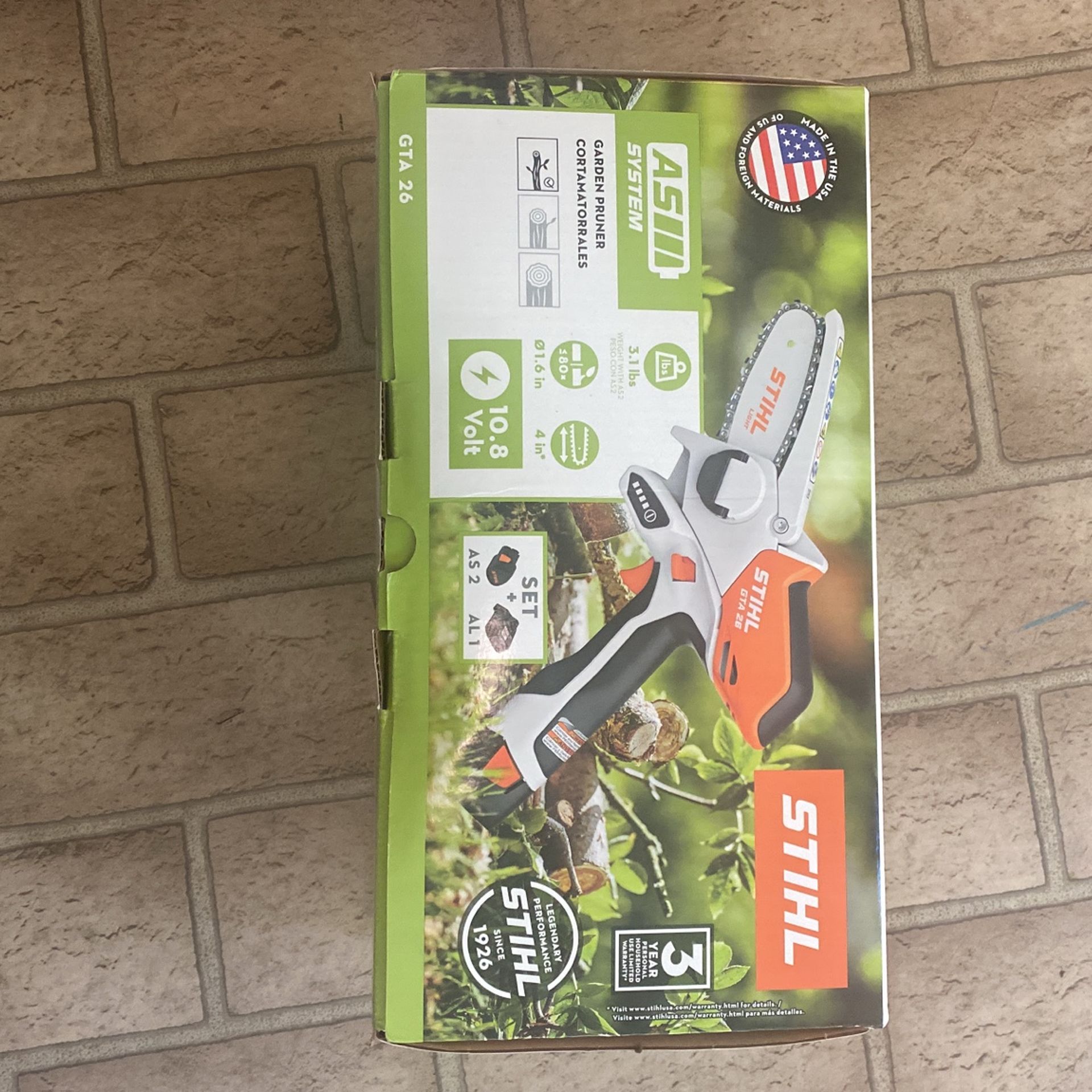STIHL GTA 26 Pruning Chainsaw.