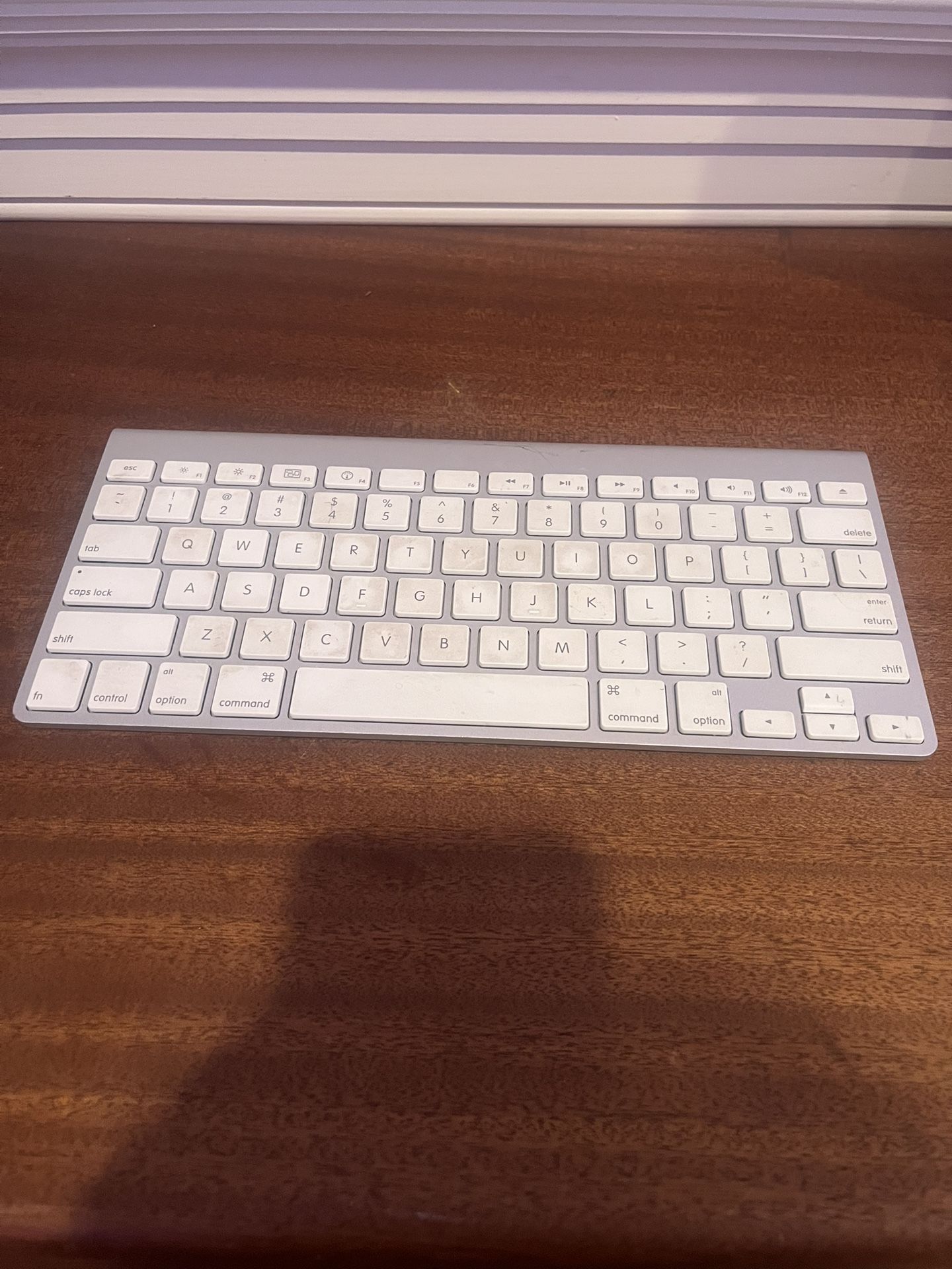 Keyboard (bluetooth)