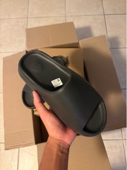 Yeezy Slides Onyx
