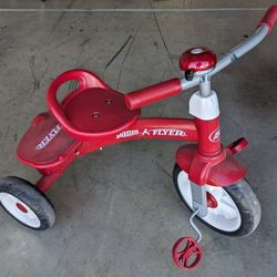 Radio Flyer Red Rider Trike Classic Ride + bonus bell 🔔