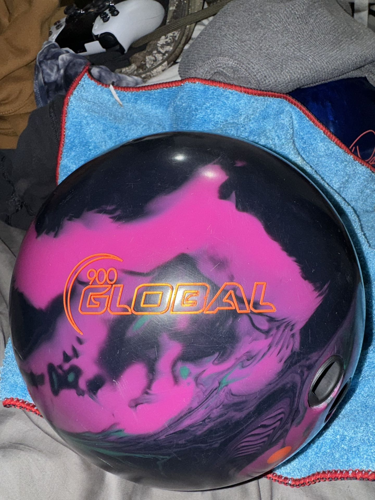 900 Gobal Zen Master Bowling Ball