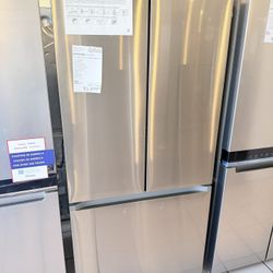 Samsung 33” Stainless Steel French Door Refrigerator 🥶🥶