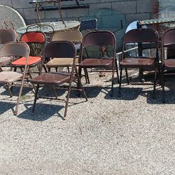 10 Metal Folding Chairs 