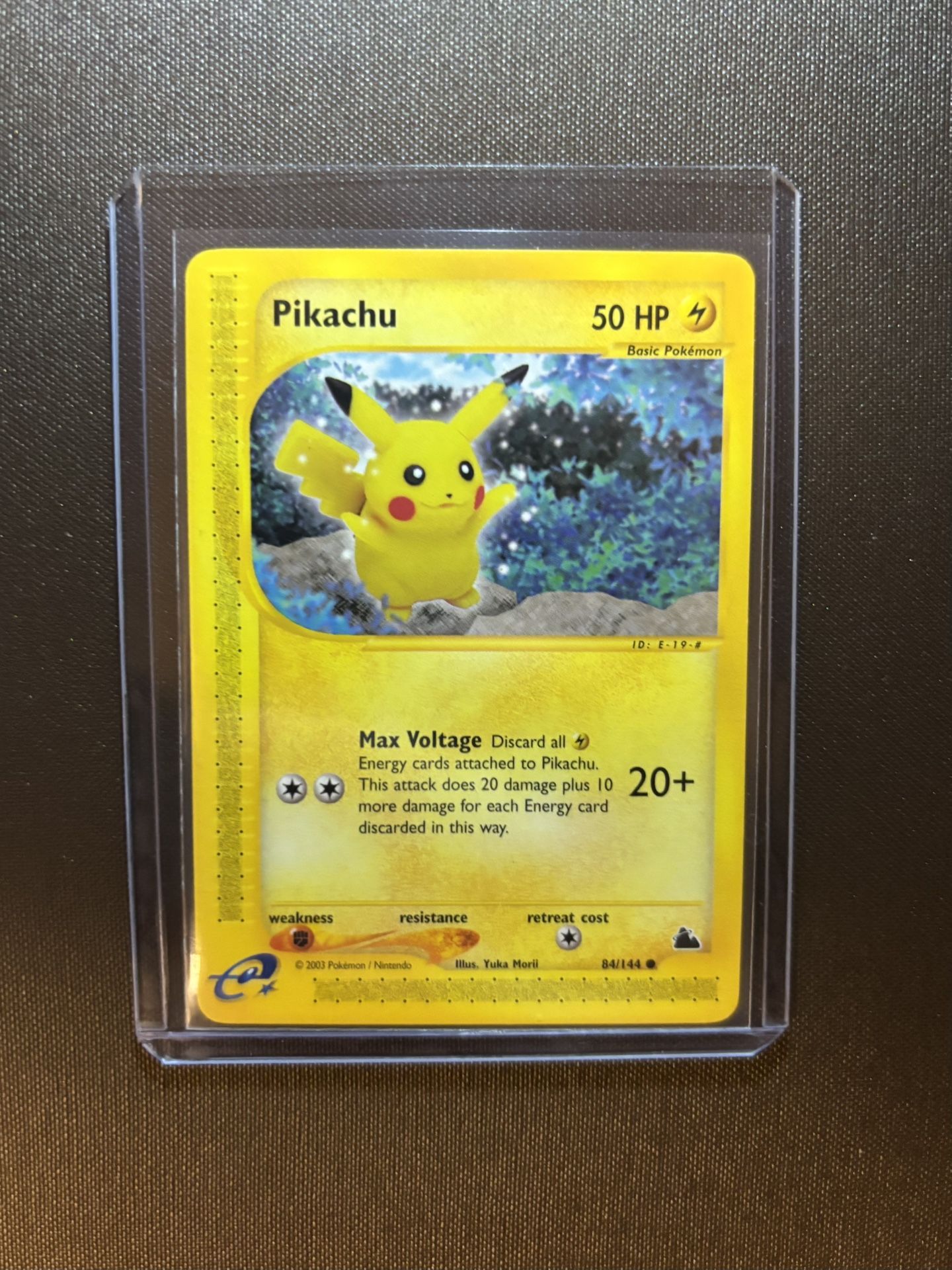 Pikachu 84/144 Pokemon-e: Skyridge WotC 2003 NM