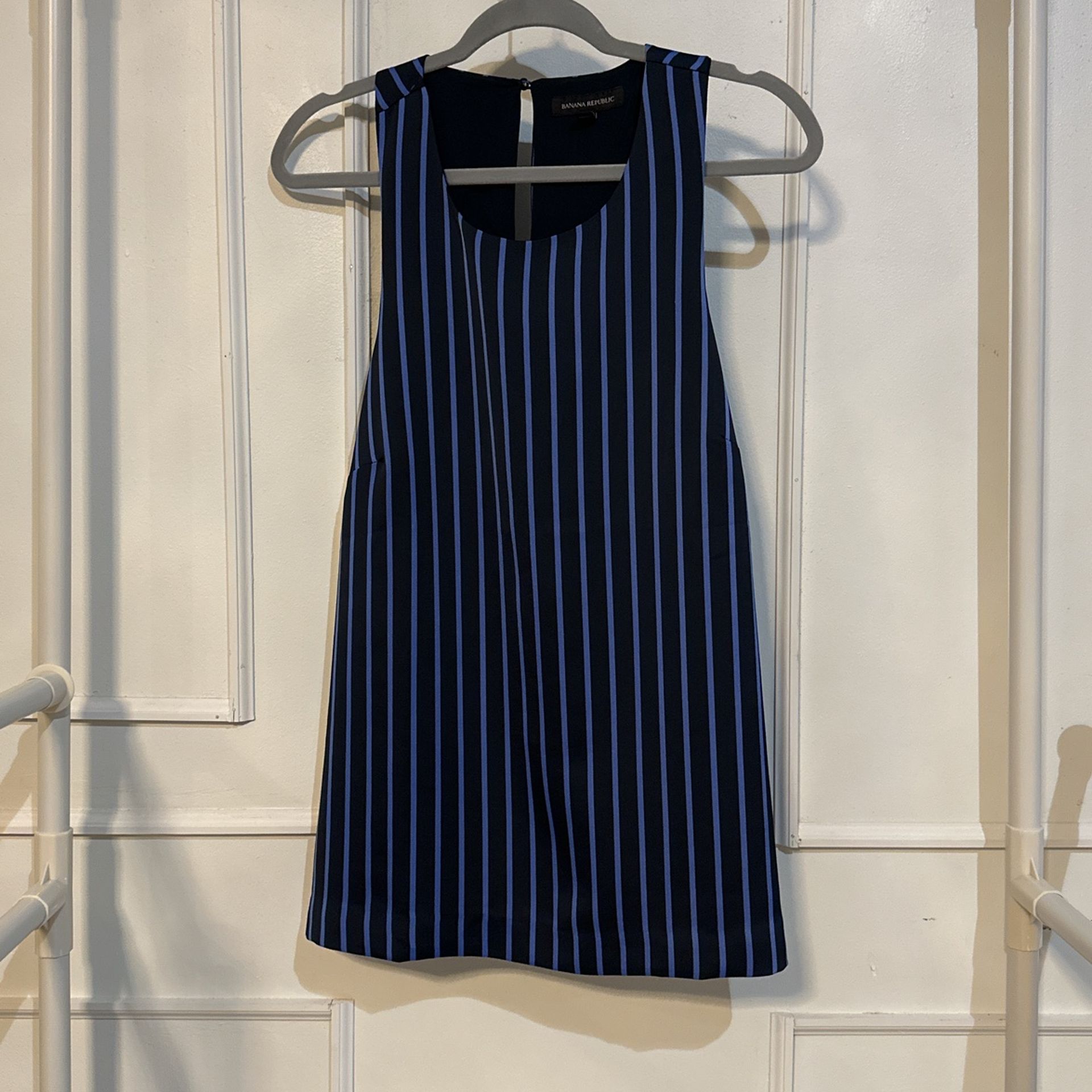 Banana Republic Dress Top Sleeve Less Pinstripes