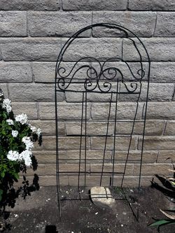 Large metal decorative trellis