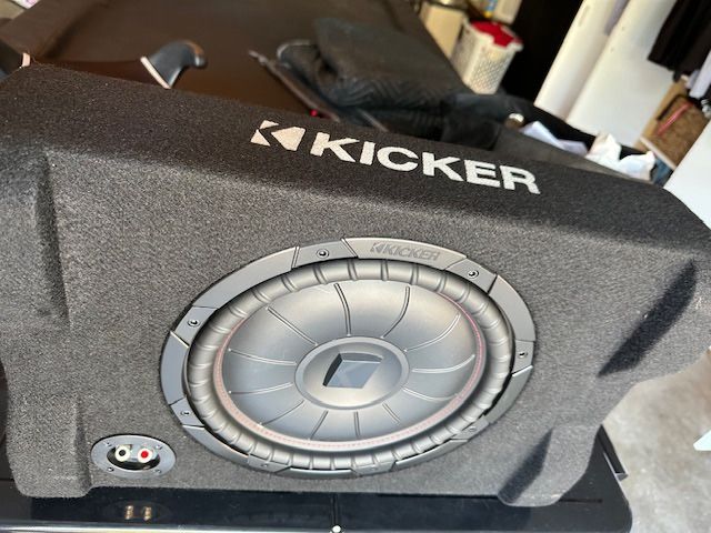 Kicker Sub 12”