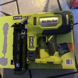 Ryobi 16ga Straight Finish Nailer 