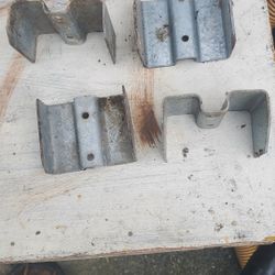 Clips For Bee Pallets
