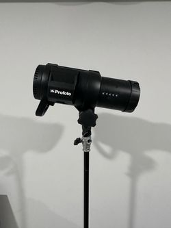 Profoto B1X 500 AirTTL Kit – Battery, Charger & Case – $850 OBO