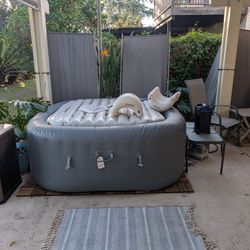 Saluspa Coronado Hot Tub