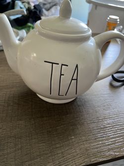 Rae Dunn Tea Pot