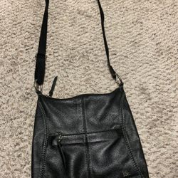 The Sak Cross Body Bag (Real Leather)