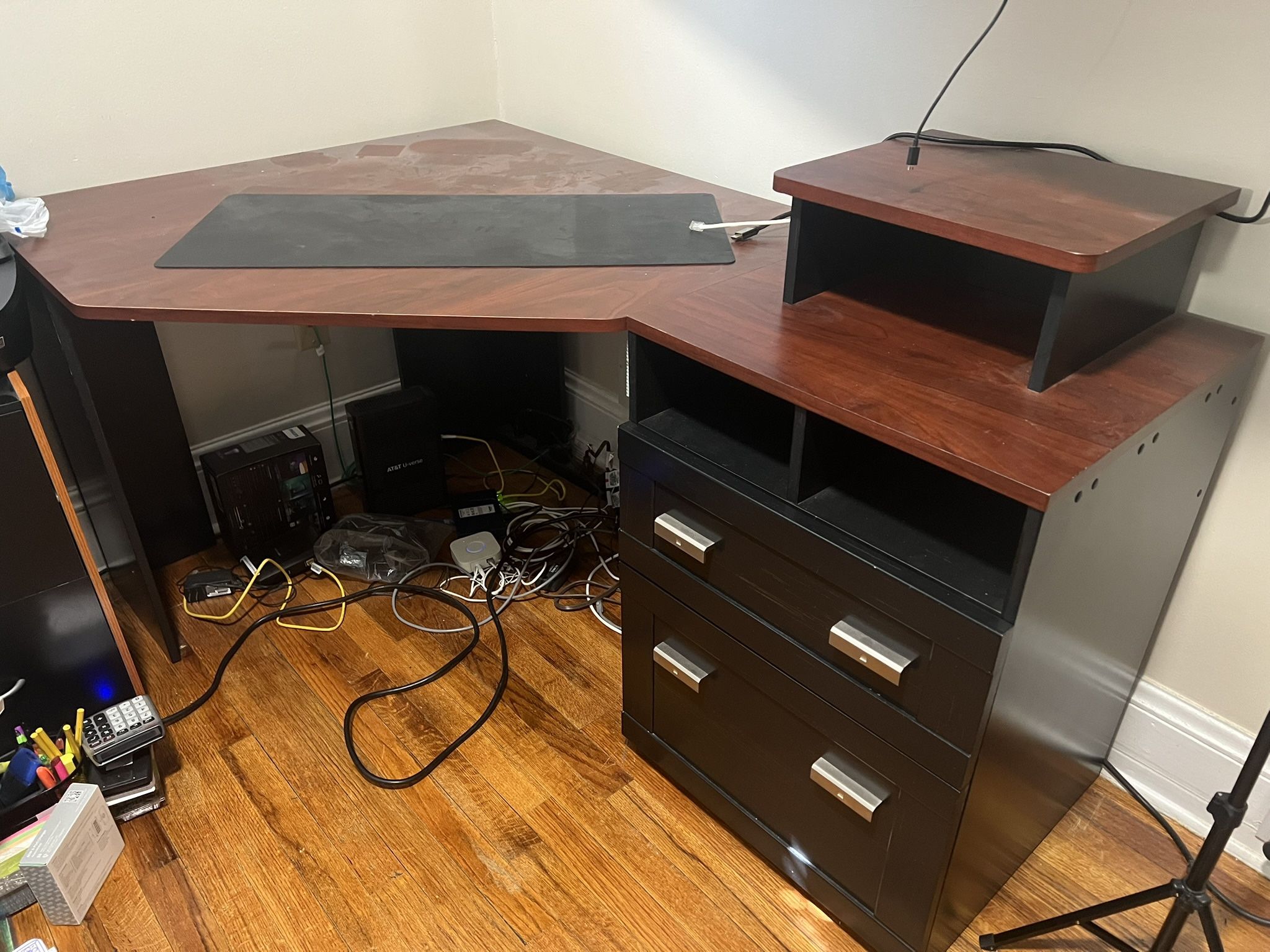 Computer Desk 