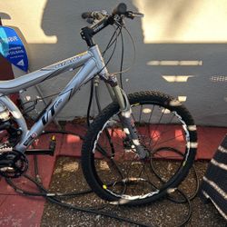 Giant VT1  Ready To Go