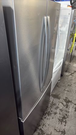 Whirlpool French Door refrigerator