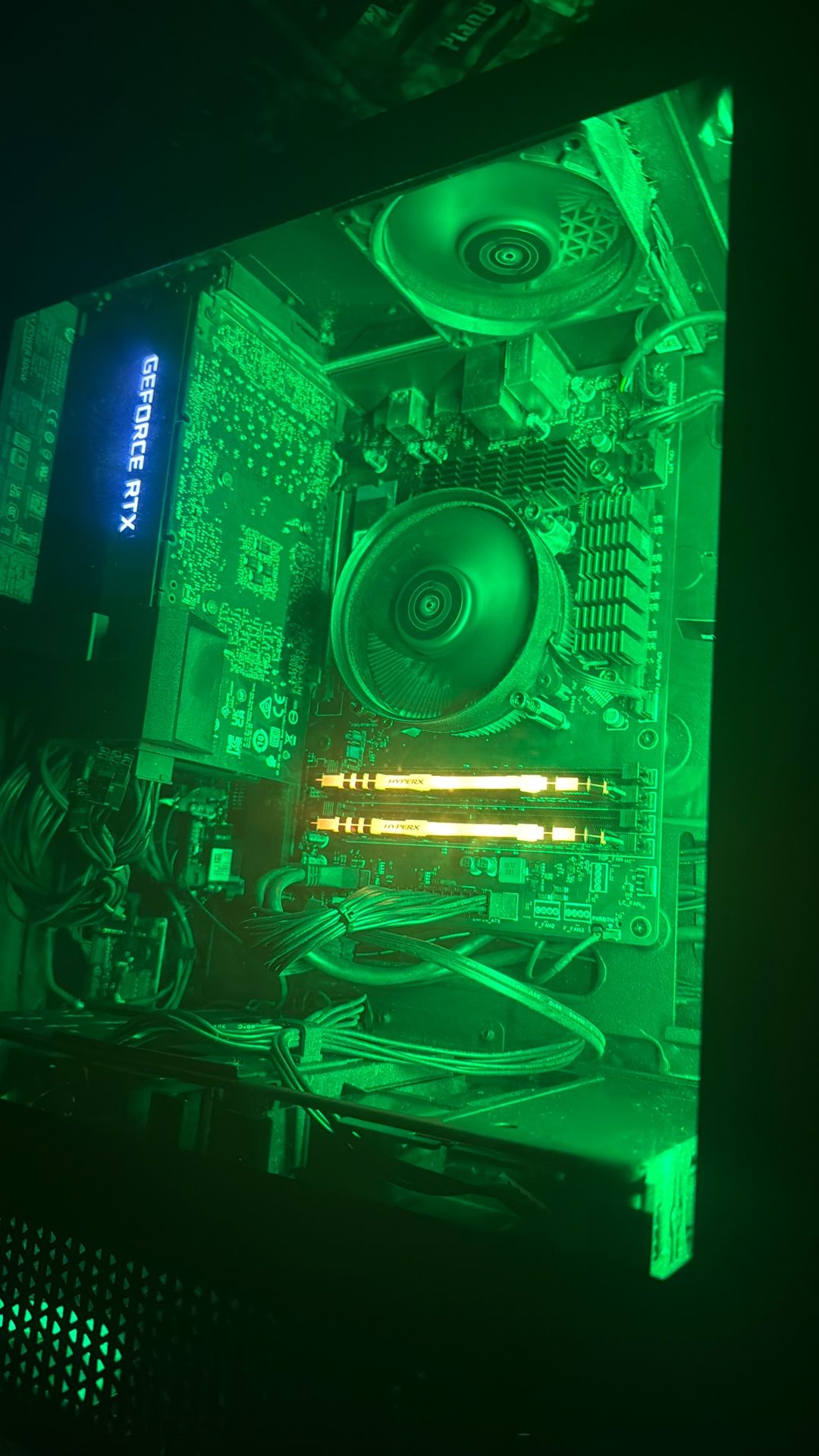 Ryzen 5 5600x With a Rtx 3060 12gb, 16 Gb Of RAM @3200mhz 