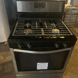 2024 whirlpool gas stove installed