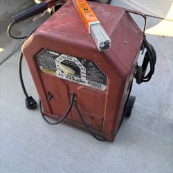 Lincoln 225 arc welder