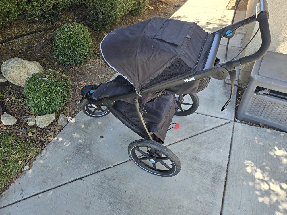 Thule Urban Glide 2 Jogging Stroller