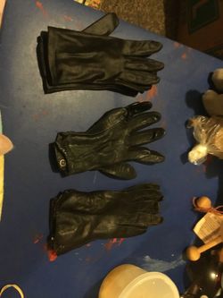 3 pairs of Ladies Gloves, two leather, one nylon