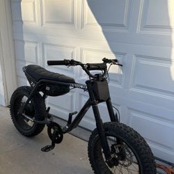 Super 73  E Bike Z Adventure Clean.