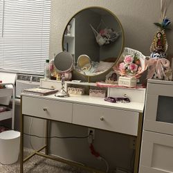 Vanity 