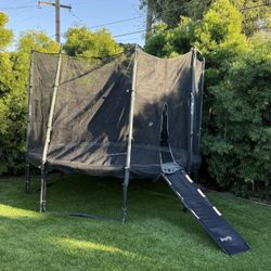 Trampoline 