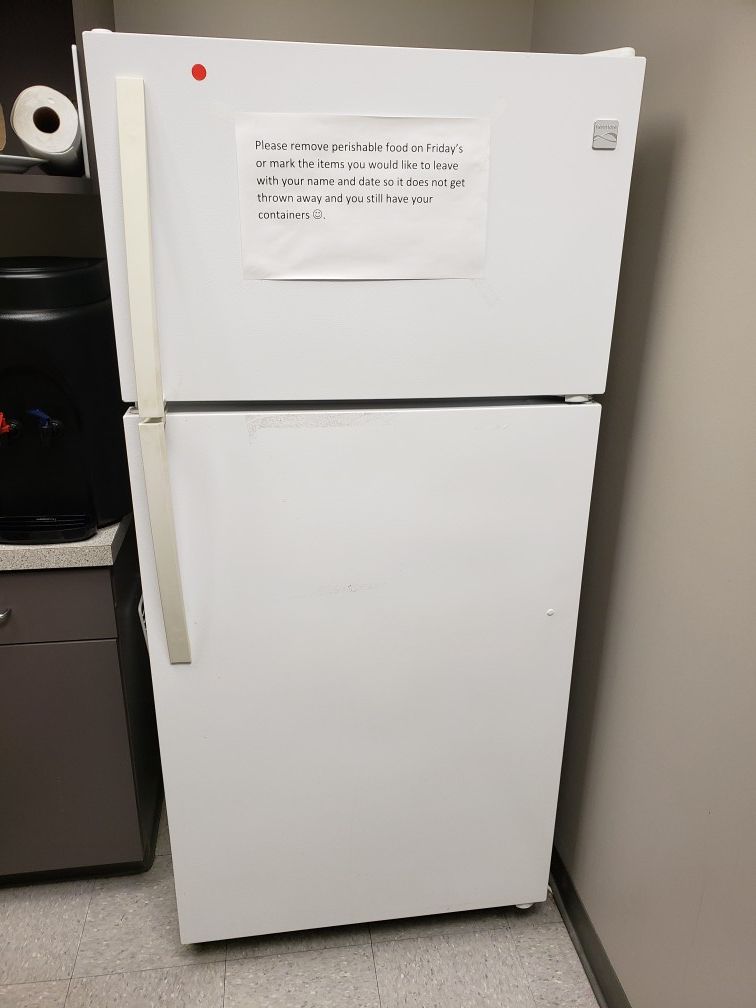 Kenmore refrigerator with ice maker