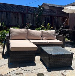 Lounge backyard sofás