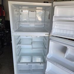 Magic Chef Refrigerator 