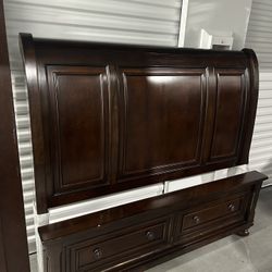 ASHLEY FURNITURE Sleigh Headboard and Boxy Footboard Rustic Bed frame For Sale!