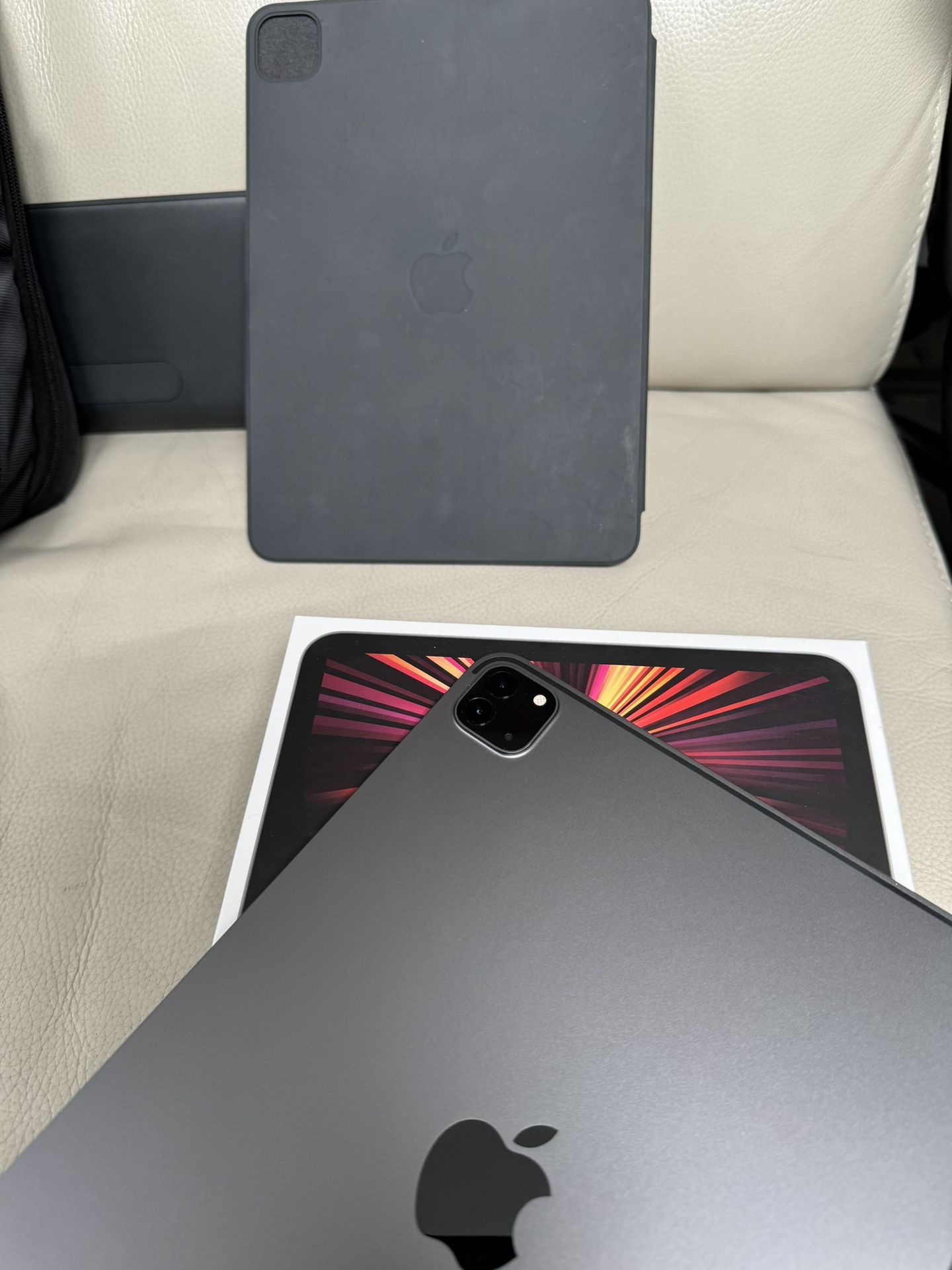 Apple M1 iPad Pro (2TB, 11 inch, Space Gray),All Products : American Fashion Style Bags On Sale