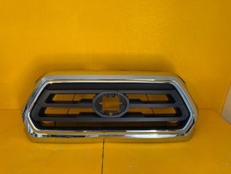 2016-2023 Toyota Tacoma Grille. New