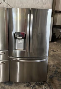 LG French Door Stainless Steel Fridge
