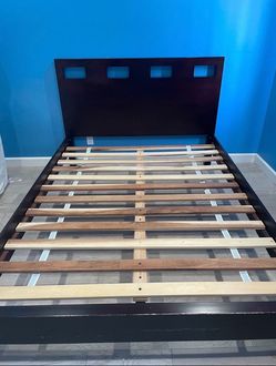Dark espresso queen bed frame with  Furniture Panels and Frame Parts