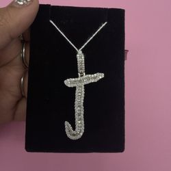10kt White Gold “J” DIA 10 Grams 
