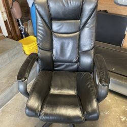Office chair 