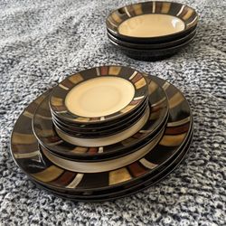 Mikasa Strata Dinner Set